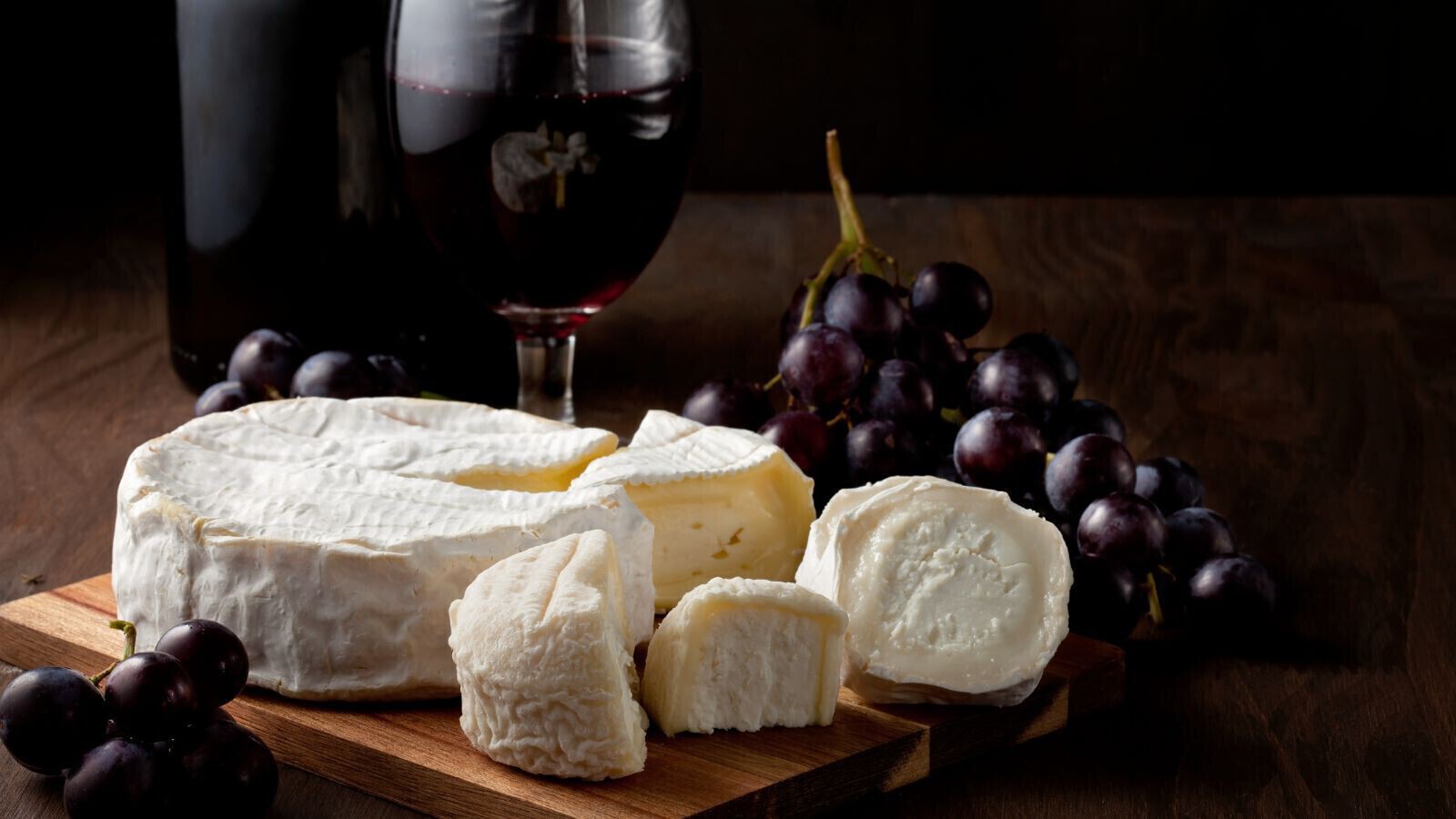 A Guide to What to Look for When You Buy Wine Online Rollers Wine